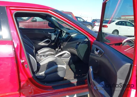 2017 Hyundai Veloster Turbo z USA, uszkodzony, nr VIN KMHTC6AE9HU308723